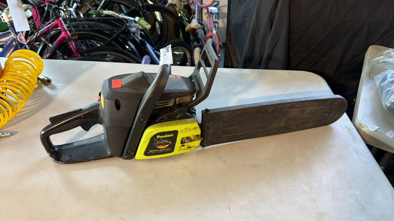 WOOD SHARK 33CC 2-STROKE GAS ENGINE 14" SOLID STEEL GUIDE BAR AUTOMATIC OILER CHAINSAW P3314WSA