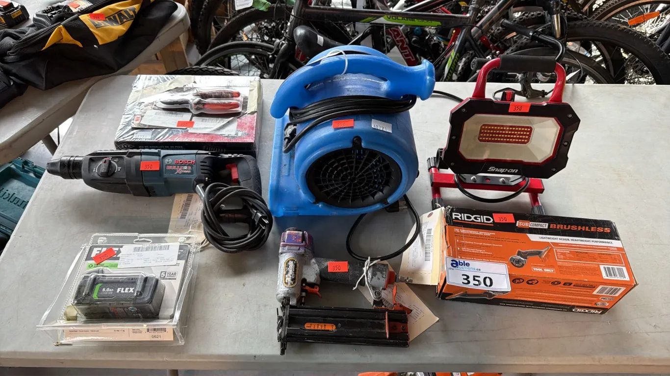 VP-25 1/4 HP AIR MOVER / SDS-PLUS ROTARY DRILL / 18V BRAD NAILER / 24V BATTERY / LAPTOP GROUP LOT