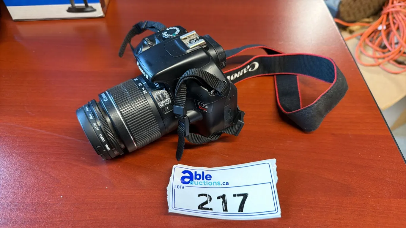 EOS REBEL T3 12.2MP APS-C DIGIC 4 HD VIDEO EF-S 18-55MM IS II HOYA UV FILTER BUNDLE