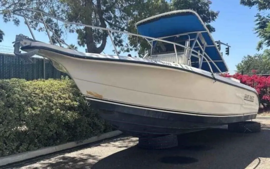 (CA) 1999 Grady-White 23' Boat