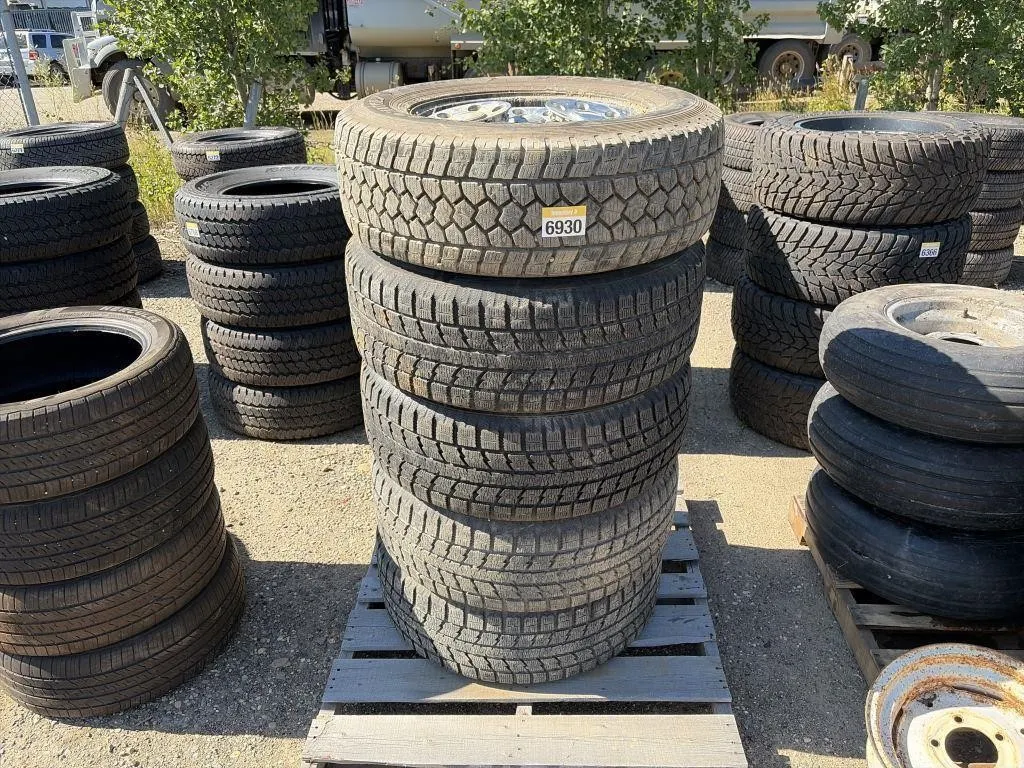 Five Tires & Rims - 275/65R18