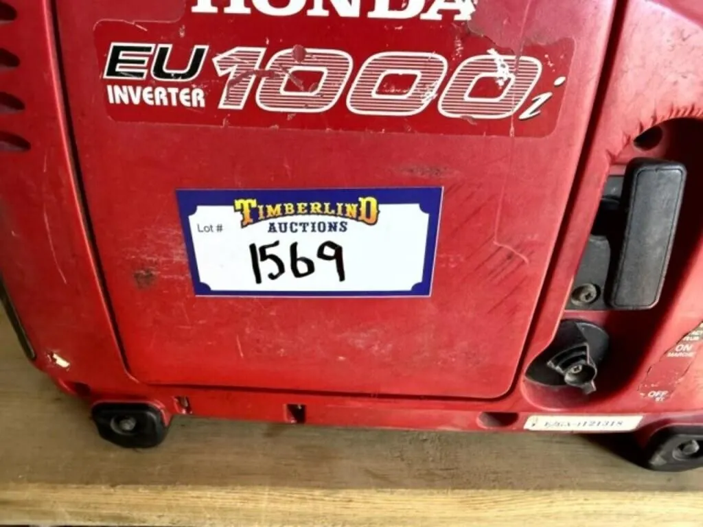 Honda E1000 Gas Generator - Runs Good