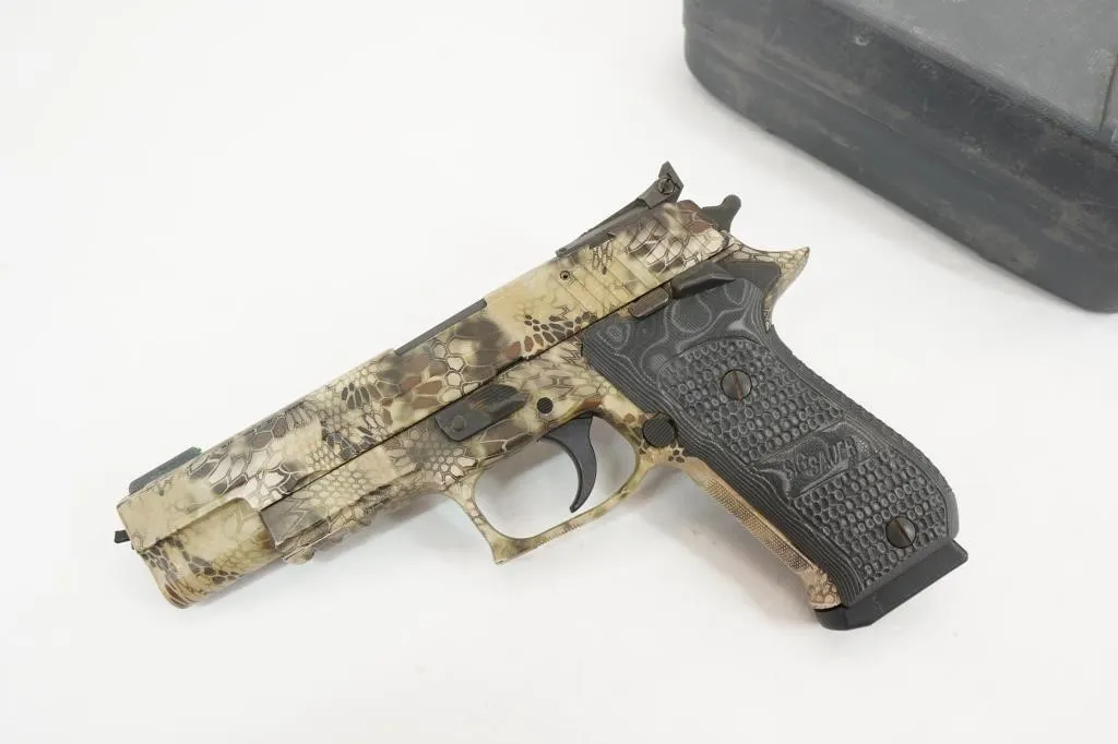 Sig Sauer P220 Elite Hunter 10mm