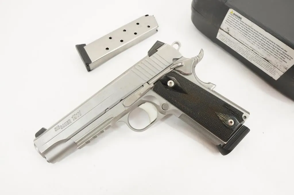 Sig Sauer 1911 .45 ACP