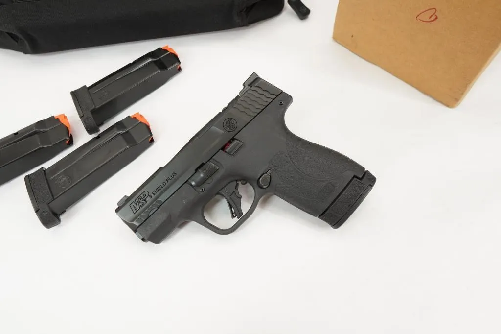 Smith & Wesson M&P 9 Shield Plus 9mm
