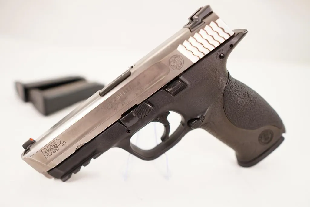 Smith & Wesson M&P 40 Stainless .40 S&W