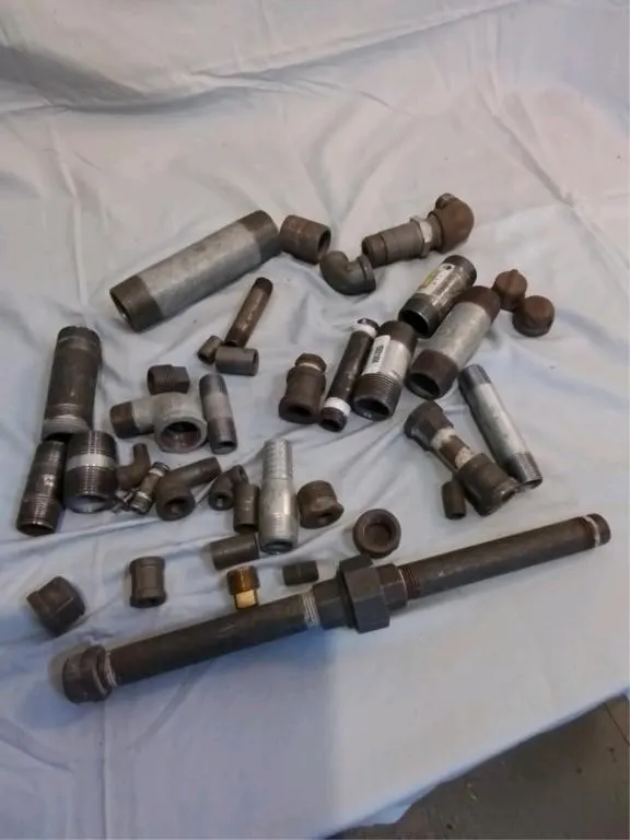 Assorted pipe fittings