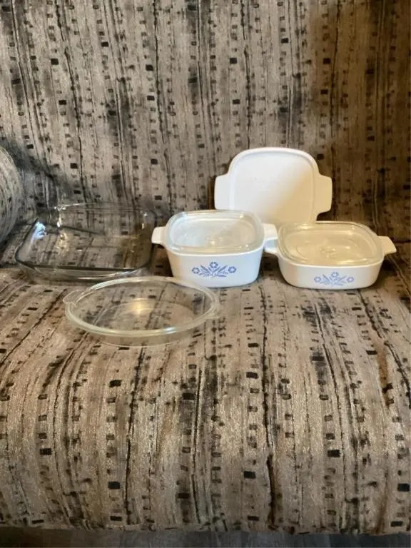 Corning small casserole dishes & baking dishes