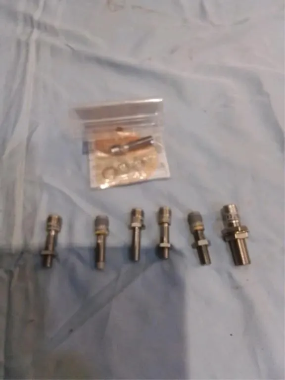 Misc Omron proximity switch