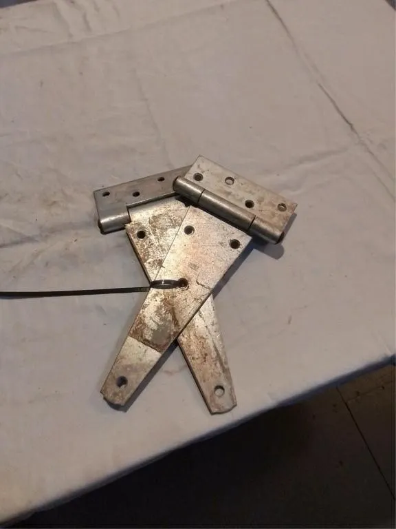 2 large hinges. 4 1/2" x 7 1/2"