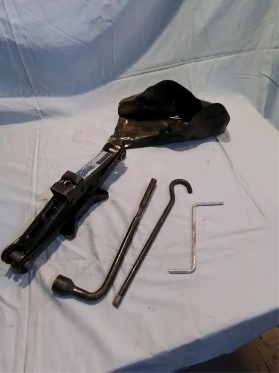 Car jack