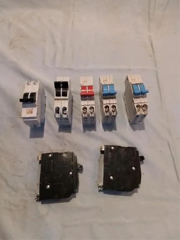 Used breakers Stablok and Square D