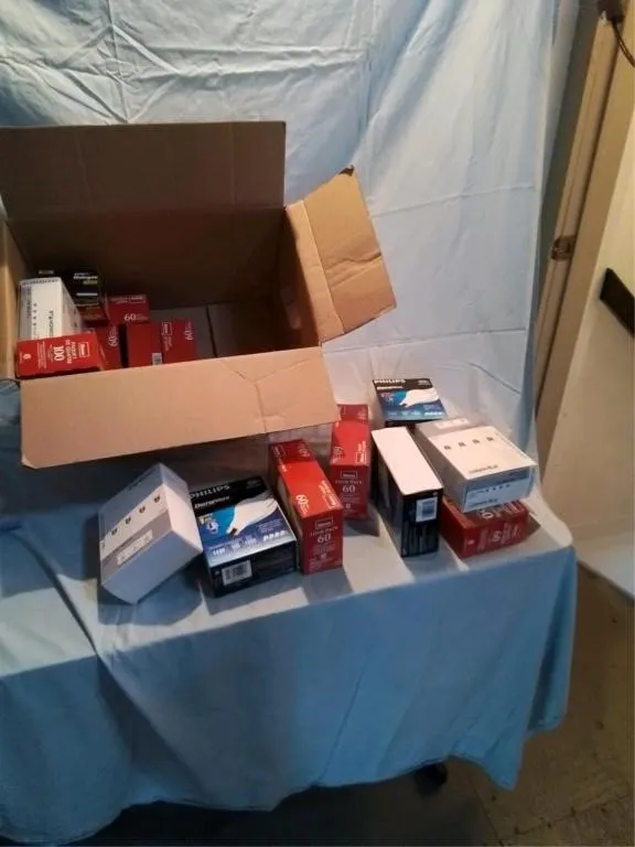 Box of incandescent light bulbs - new 60 and 100