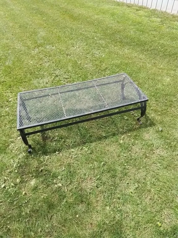 Patio table