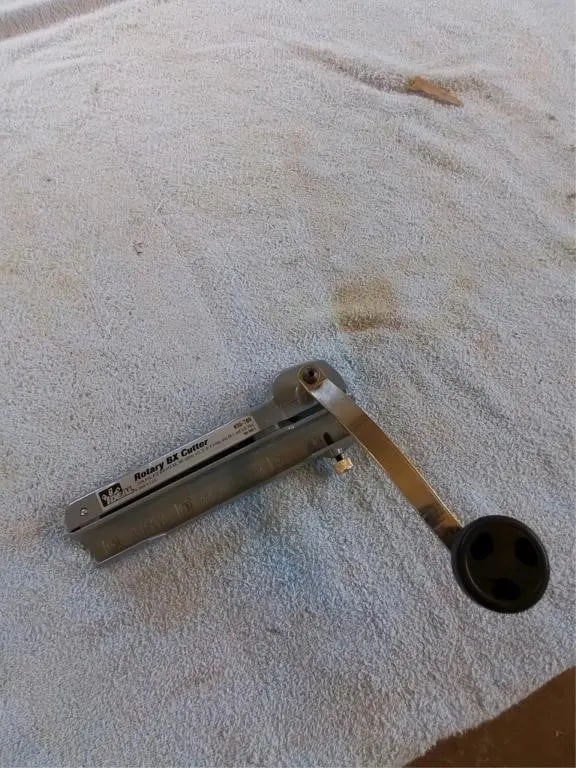 Ideal rotary BX cutter