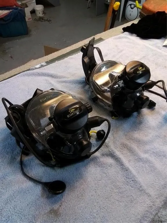 2 pc scuba diving masks with communication