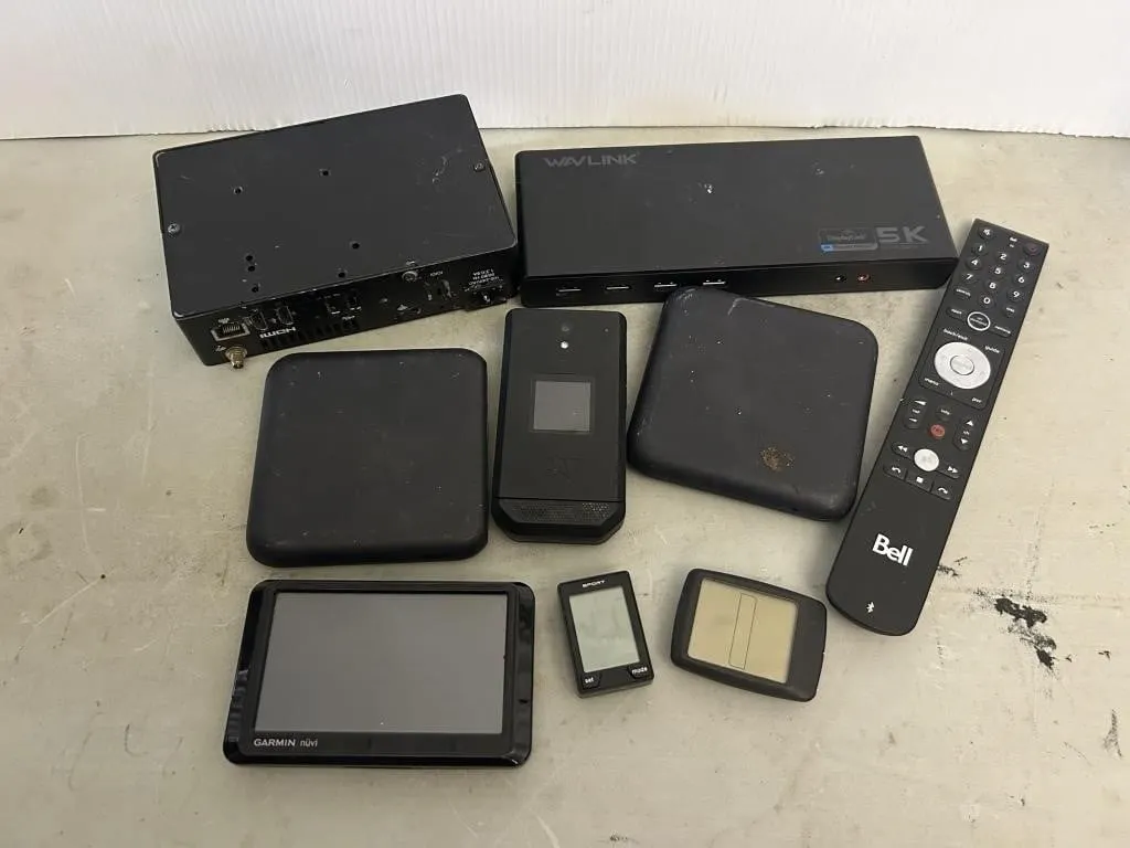 Electronics lot: docking stations, GPS, remote,