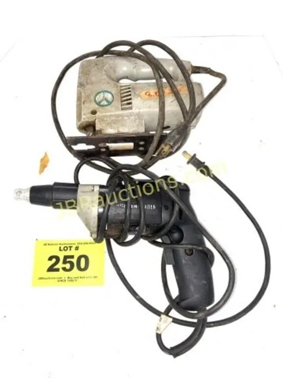 DRYWALL SCREW GUN AND JIG SAW