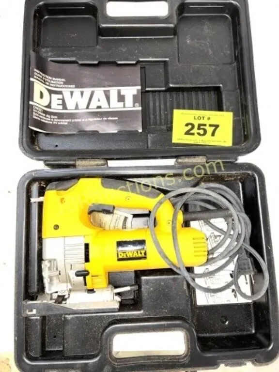 DEWALT ORBITAL JIG SAW