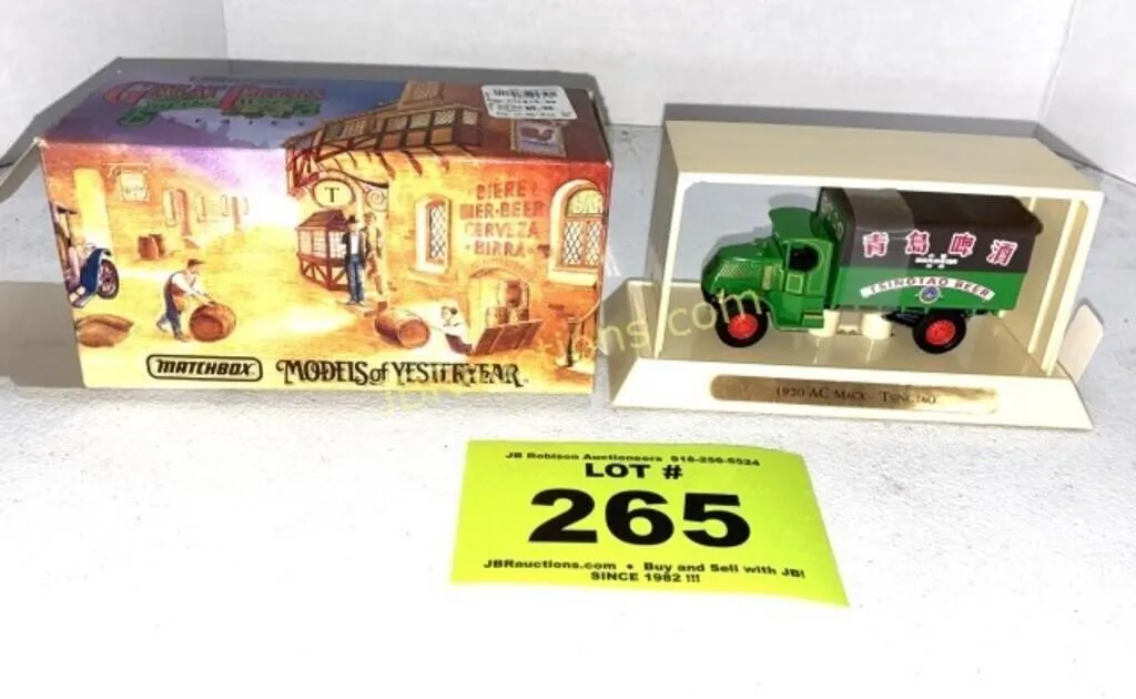 MATCHBOX REPLICA VINTAGE MODEL TRUCK