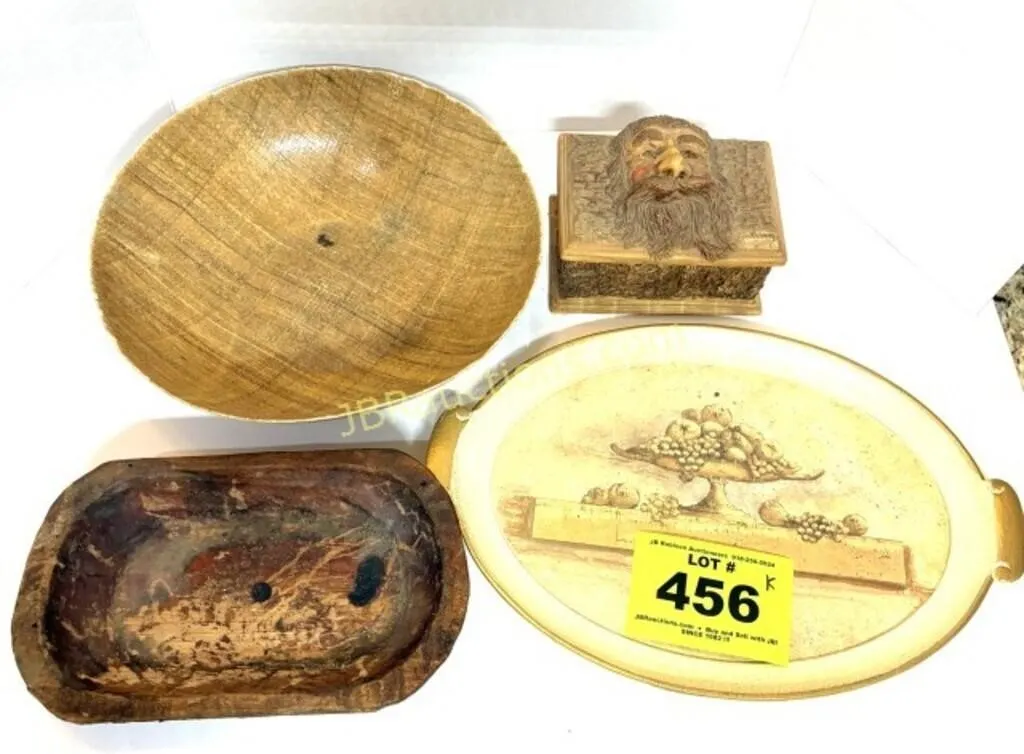 OLD MAN COVERED BOX AND DECOR