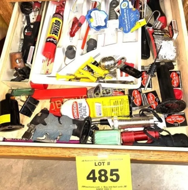 KITCHEN CATCH-ALL DRAWER