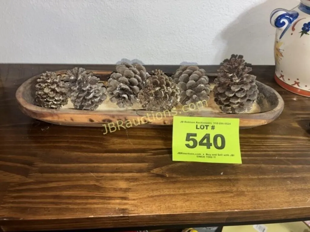 WOOD BOWL CANDLE HOLDER W PINECONES