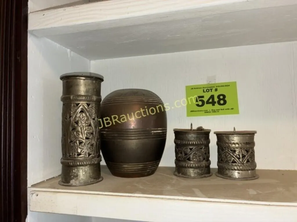 BRASS DECOR, CANDLE HOLDERS.