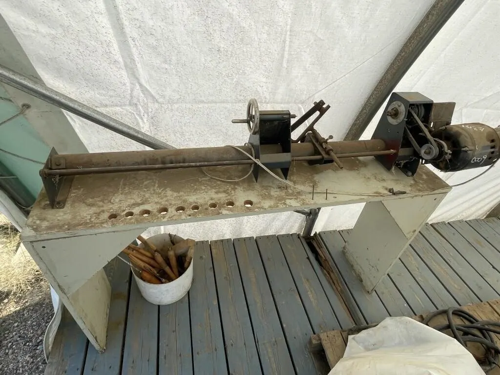 HOMEBUILT WOOD LATHE W/ ASSORTED CHISELS