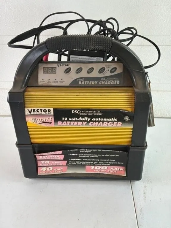 Vector VEC1093A 12V Smart Battery Charger