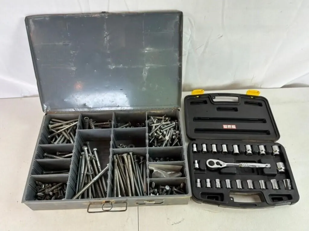 Stanley 39-818 Socket Set & Hardware (2pc)