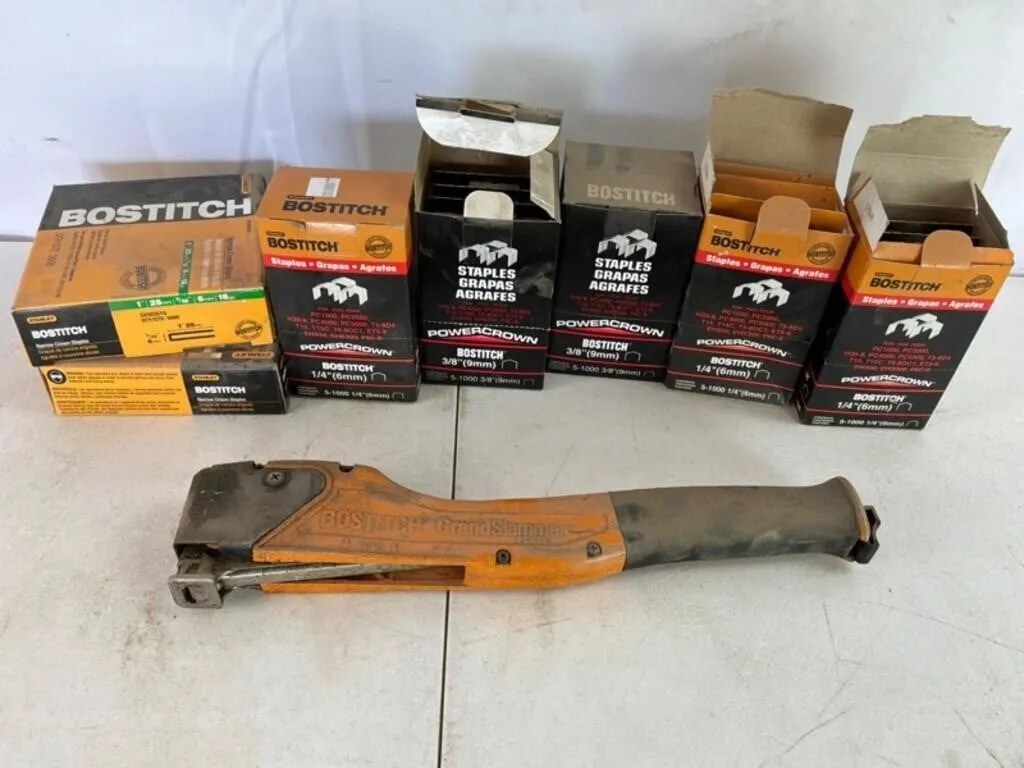 Bostitch Stapler & 6 Staple Boxes
