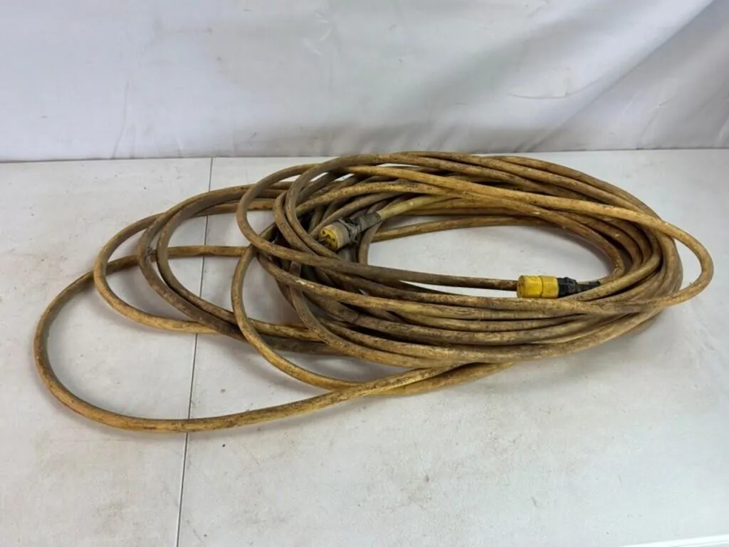 Heavy-Duty Extension Cord Group
