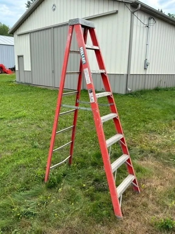 Keller 8ft Fiberglass Type IA Stepladder