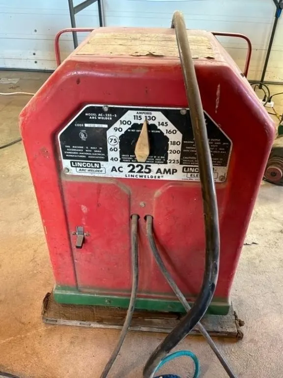Lincoln AC-225-S Arc Welder 225A