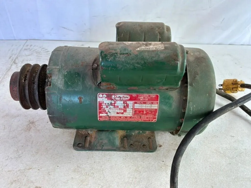 Dayton 1/2 HP Farm-Duty Motor