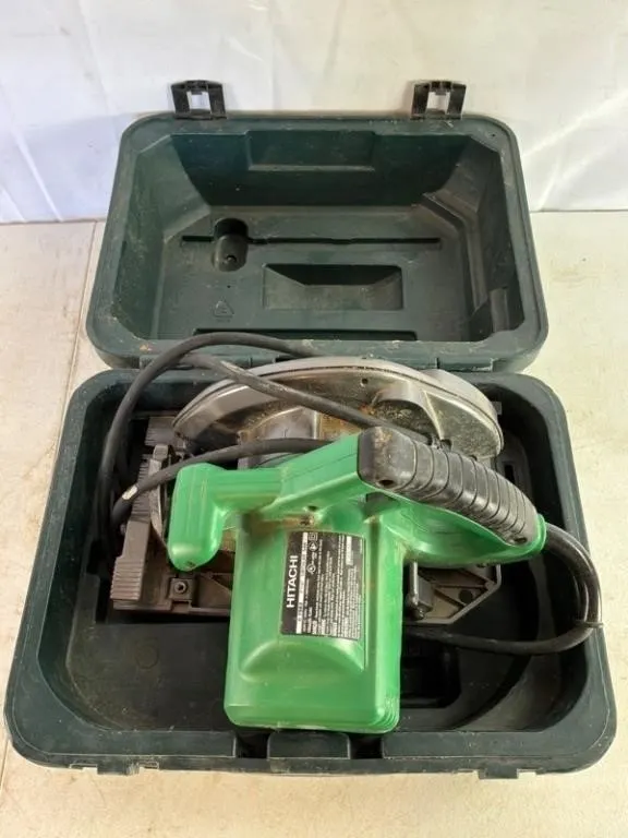 Hitachi C7SB2 7-1/4in Circular Saw