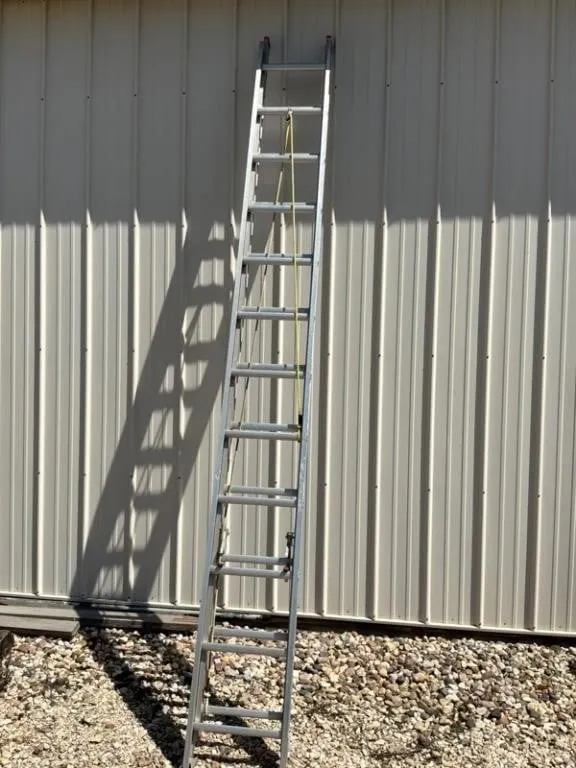 Werner D1124-2 24ft Extension Ladder