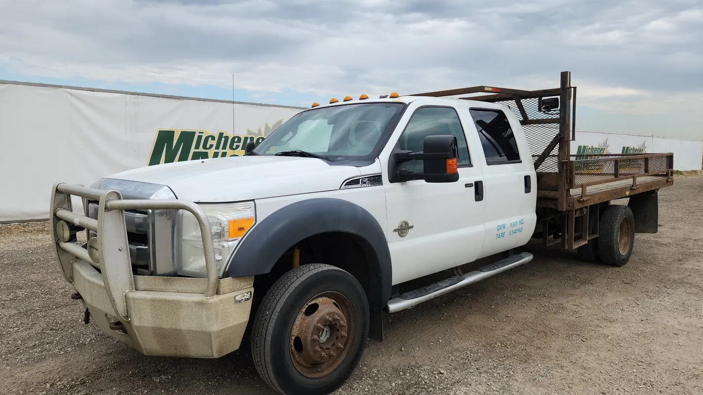 2011 Ford F-550 Super Duty 4x4 S/A Deck Truck
