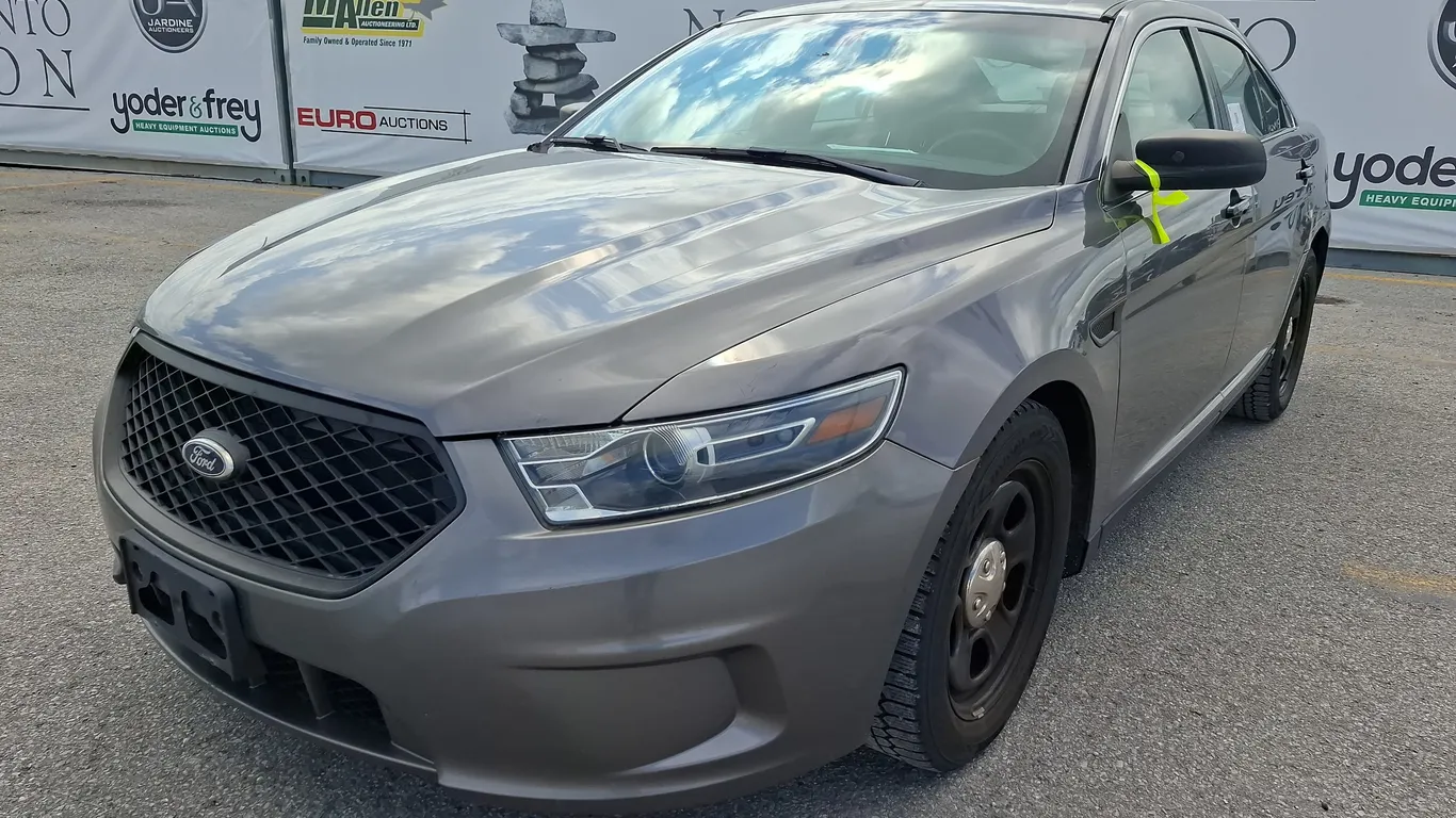 2016 Ford Taurus