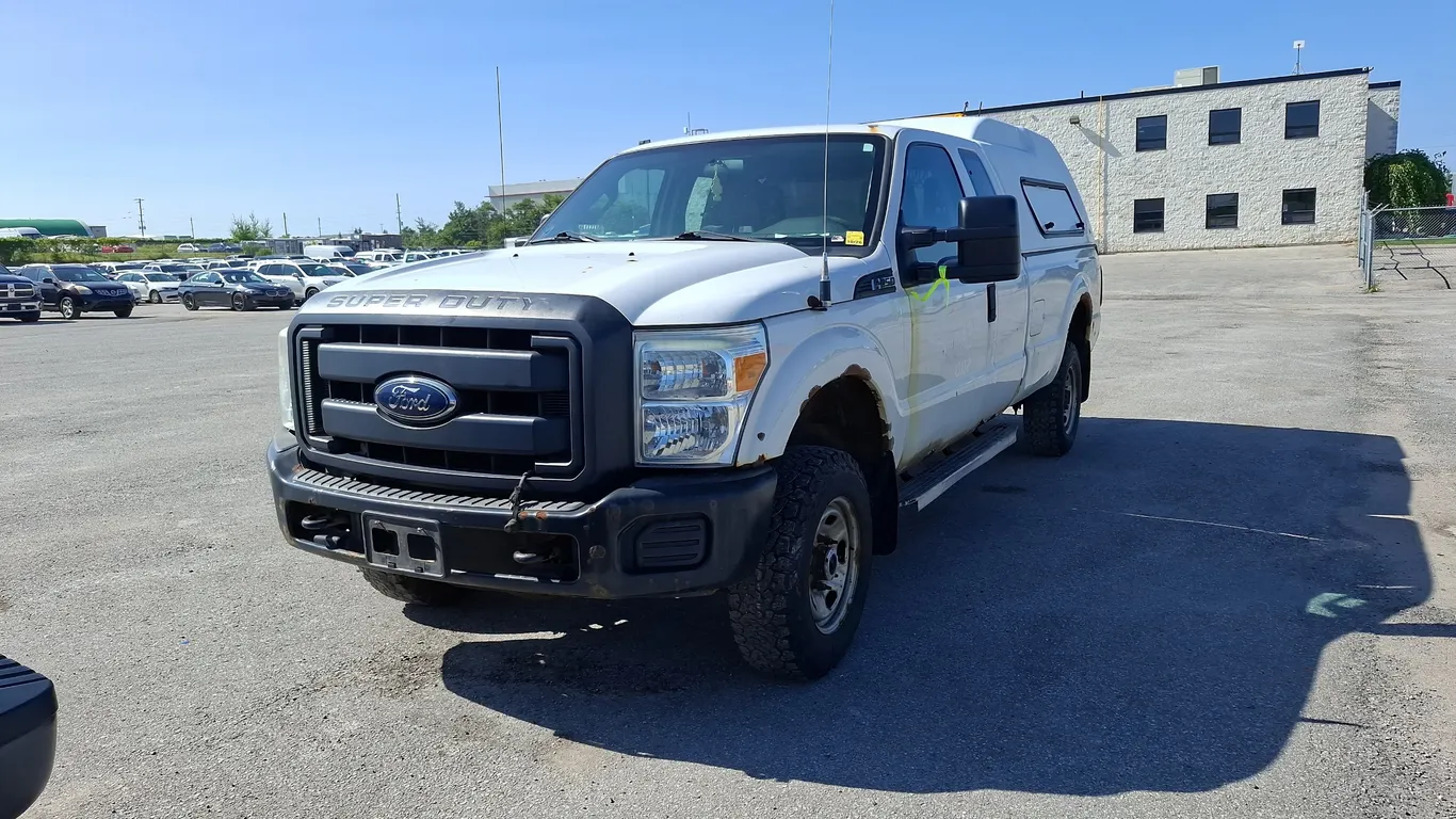 Non-Operable 2015 Ford F-250 Super Duty 4x4