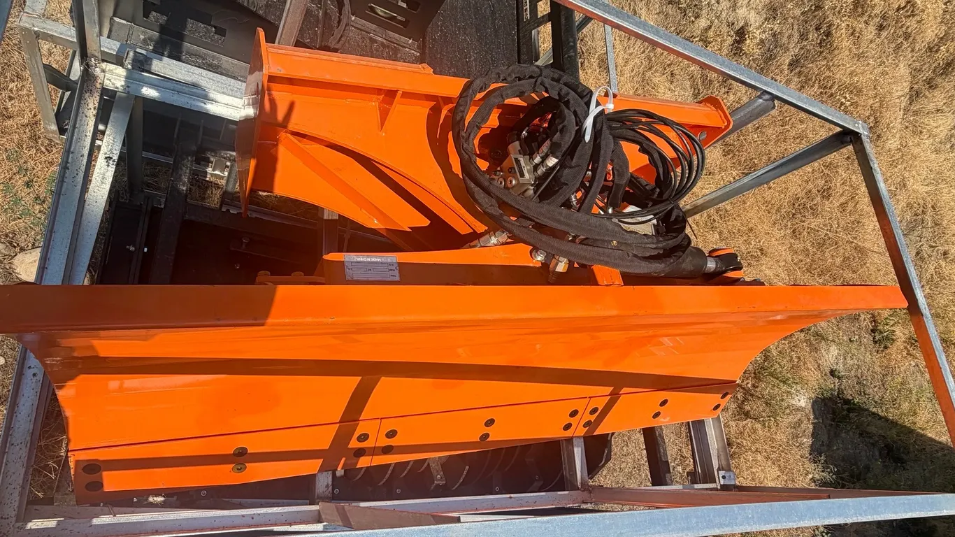Hanbase Skid Steer 72"Hydraulic Angle Dozer Blade/Snow Plow ~New!