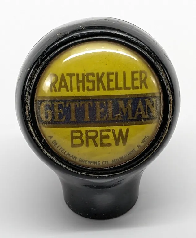 BALL TAP KNOB HANDLE GETTELMAN RATHSKELLER BREW BEER MILWAUKEE WISCONSIN (BASTIAN BROS)