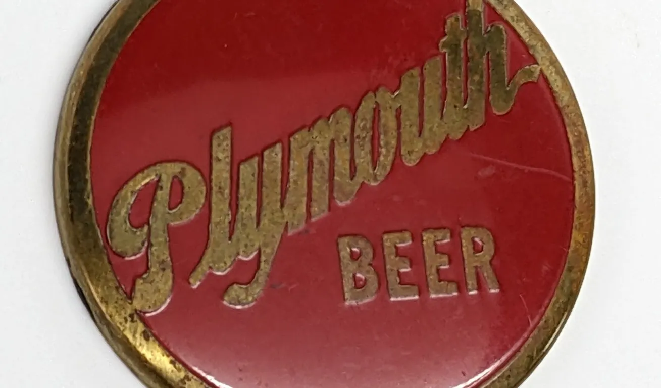 BALL TAP KNOB HANDLE INSERT PLYMOUTH BEER WISCONSIN