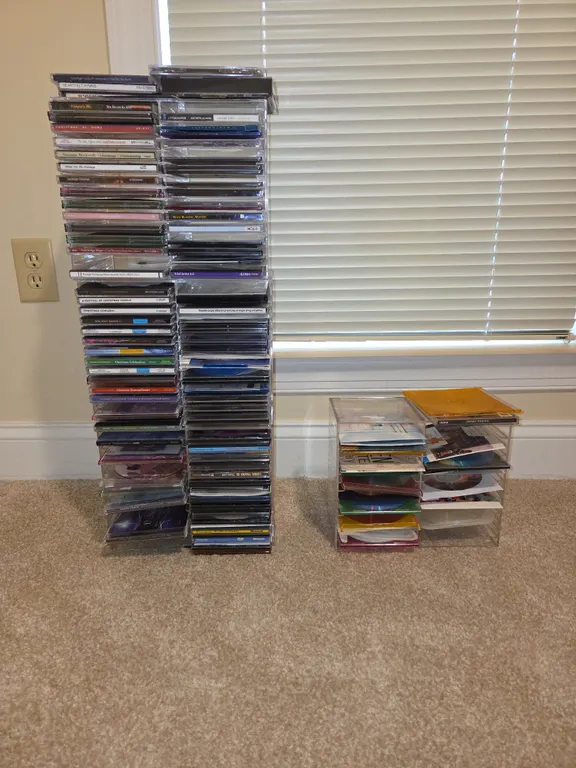 Large lot of CDs