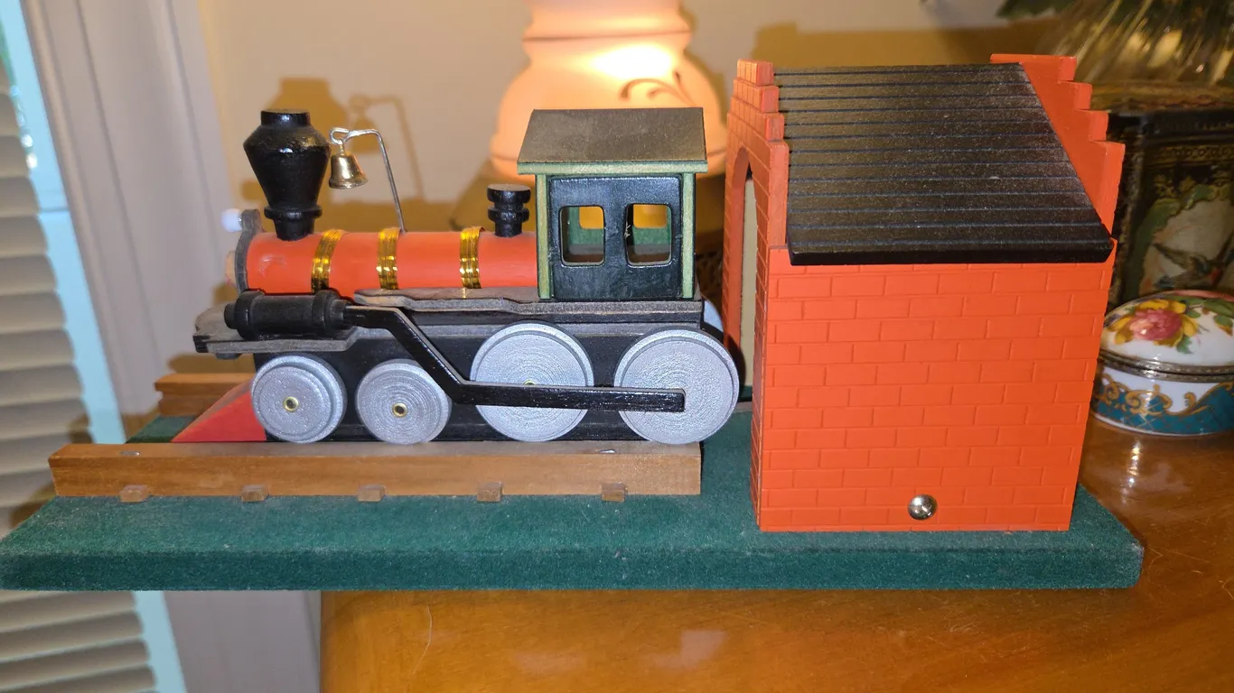 Train music box, works