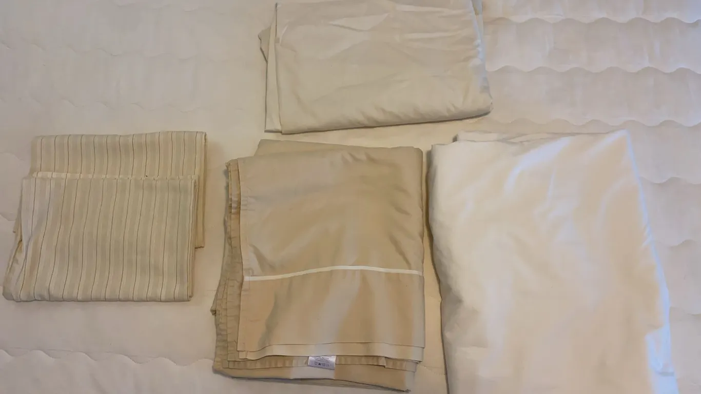 Sheets/pillow cases
