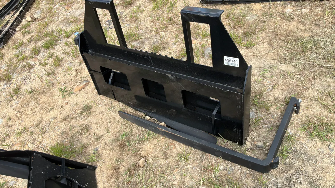 UNUSED KC 42 INCH FORKS W/ WALK THROUGH MAST