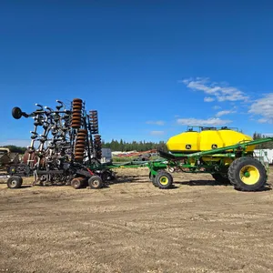 2002 Flexi Coil 5000 Air Seeder with 2004 John Deere 1910 Air Cart