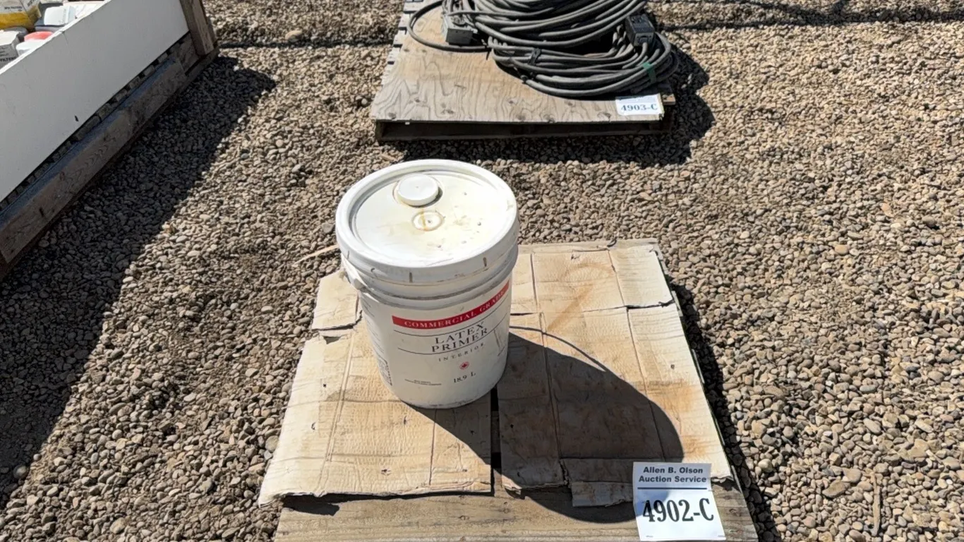 5 GALLON PAIL OF COMMERCIAL LATEX PRIMER
